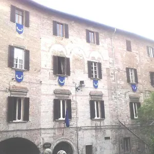 Anna 2* Perugia